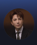 ESSIE是一名婚礼导演